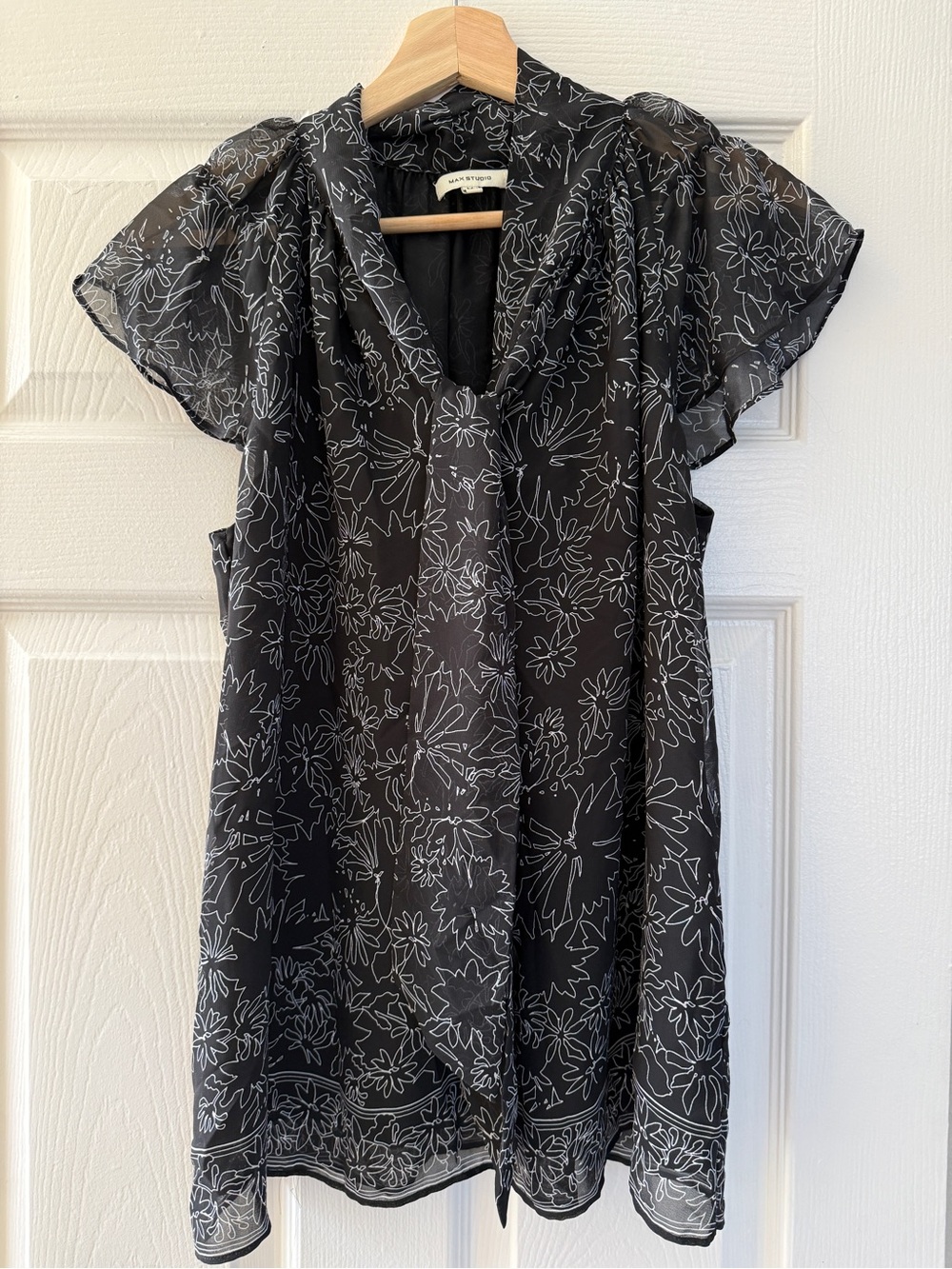 Max Studio Black Sheer Floral V-Neck Blouse